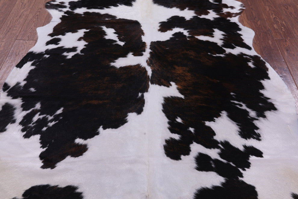 6' 9" X 5' 10" Natural Cowhide Rug C1900