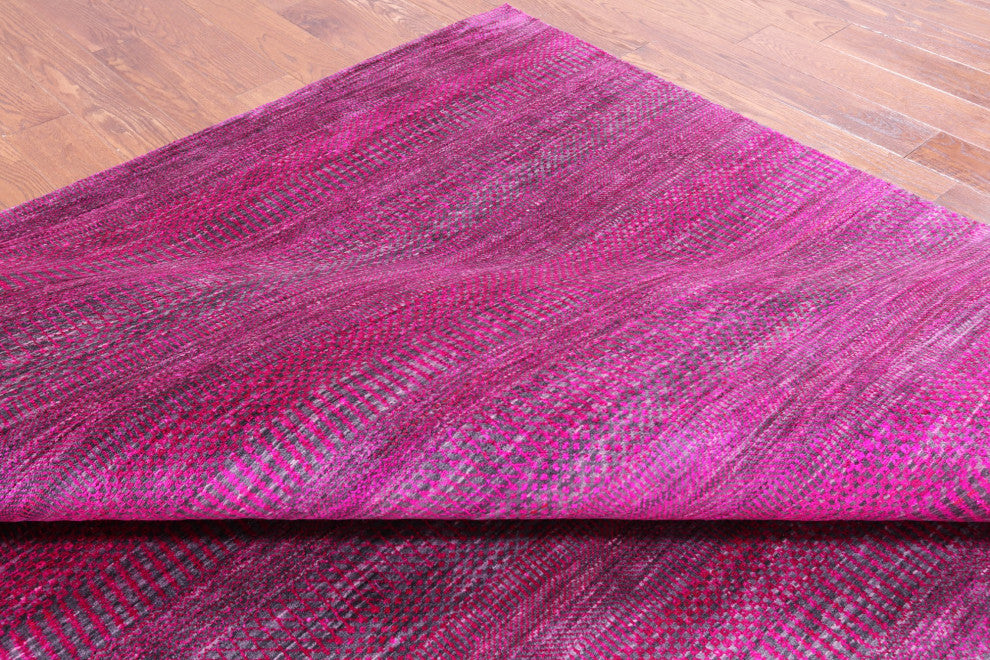 Super Savannah Gabbeh Hand Knotted Wool and Silk Rug 8' 0" X 15' 8"- Q6131