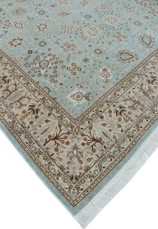 Turkish-Knotted Amaan Light Blue/Beige Rug, 6'1x9'1