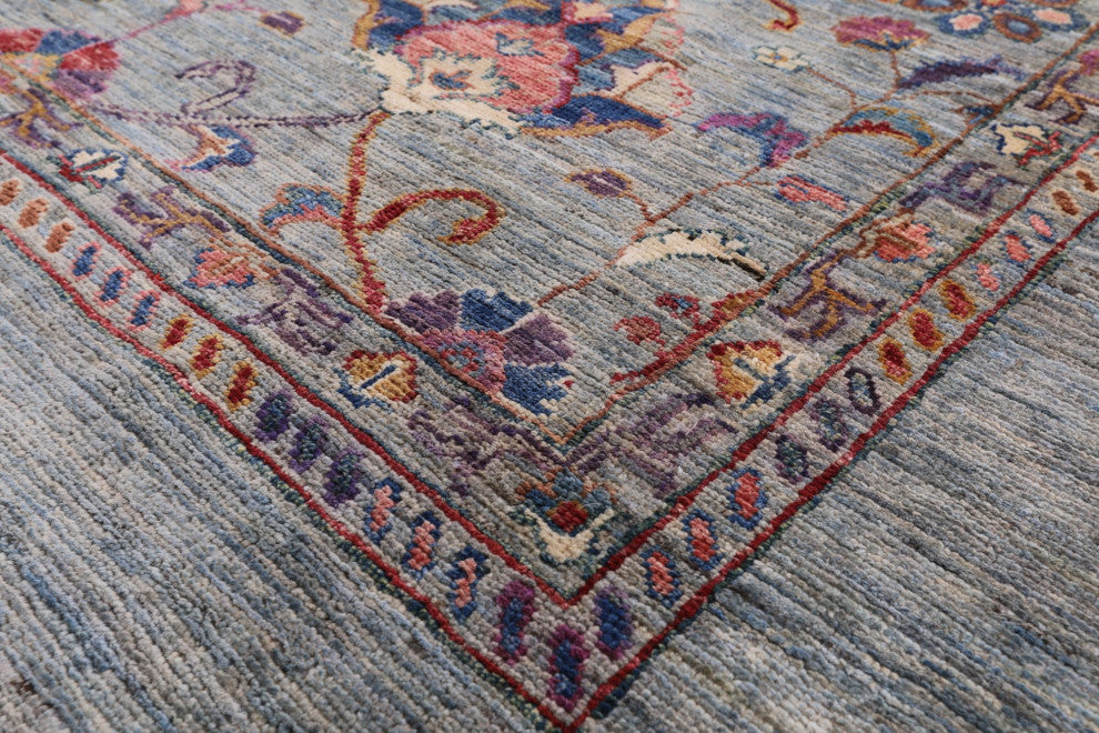 7' 10" X 9' 9" Hand-Knotted Persian Tabriz Rug Q5774