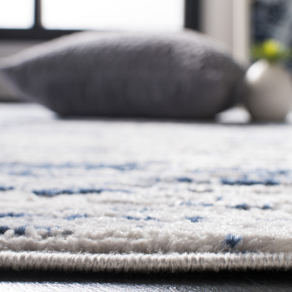 Safavieh Amelia Collection, ALA768 Rug, Grey/Navy, 5'3"x7'6"