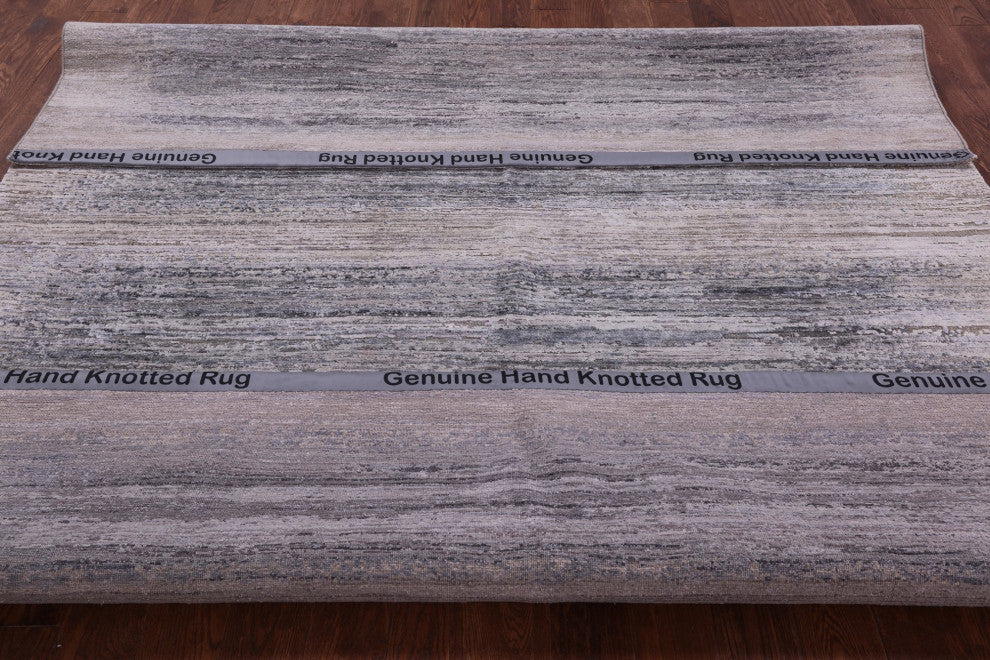 7' 10" X 10' 0" Wool and Silk Modern Handmade Rug Q9039