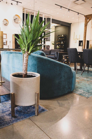 Patio 17" Wide Round Standing Pot