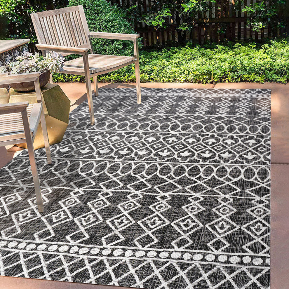 Kafel Tribal Bohemian Indoor/Outdoor Area Rug, Black/Ivory, 5'x8'