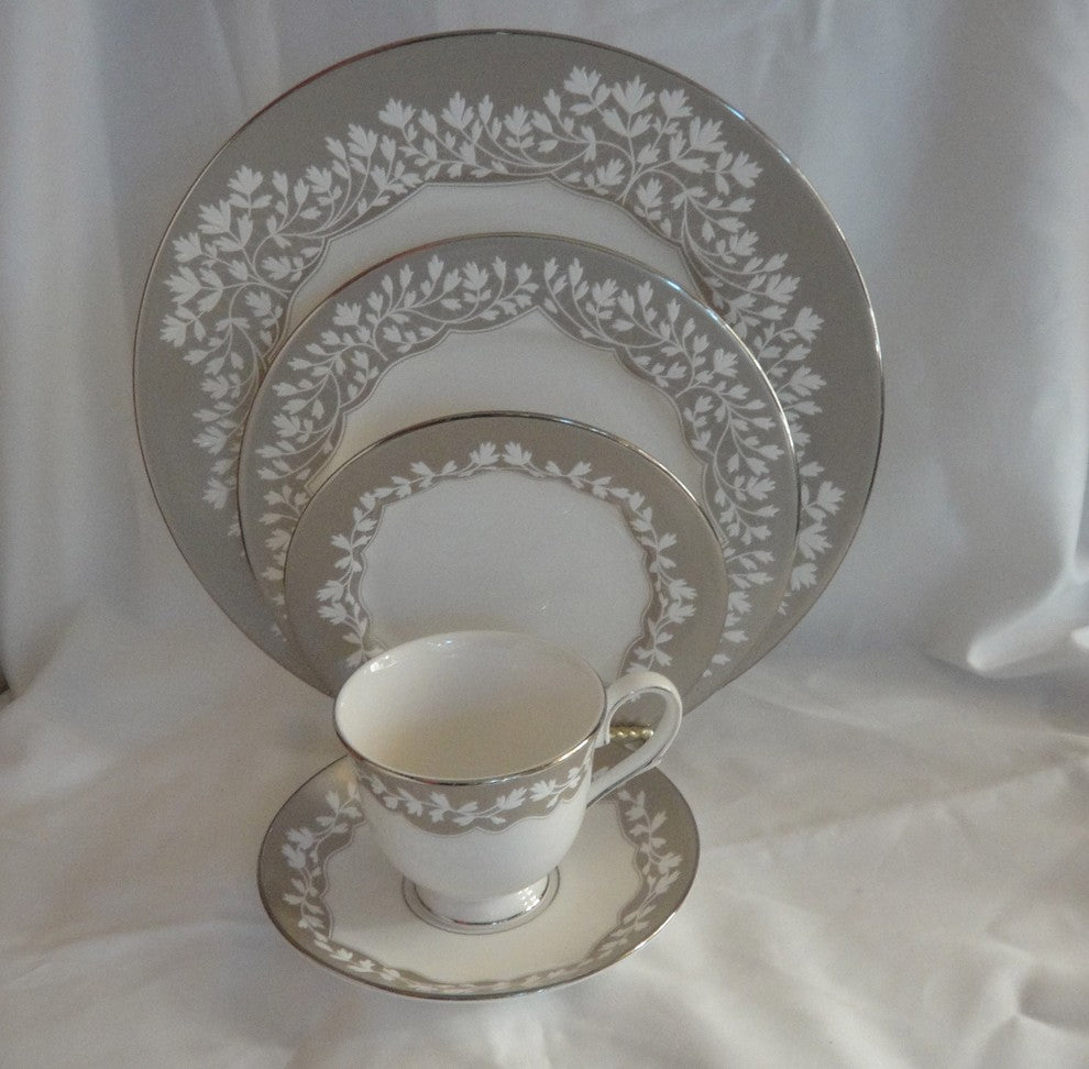 Lenox Nature's Vows China 5-Piece Dinnerware