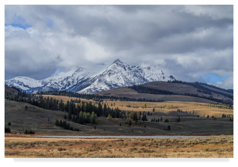 Galloimages Online 'Swan Lake And Electric Peak' Canvas Art, 19"x12"