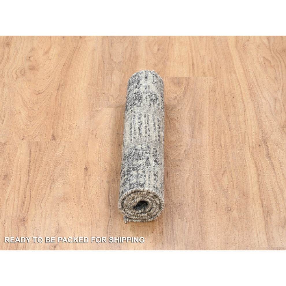 Light Gray Hand Knotted Modern Hand Spun Wool Mat Oriental Rug, 2'1"x3'1"