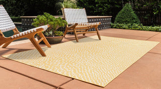 Rug Jill Zarin Jill Zarin Outdoor Yellow Sample 1' 4 x 1' 4