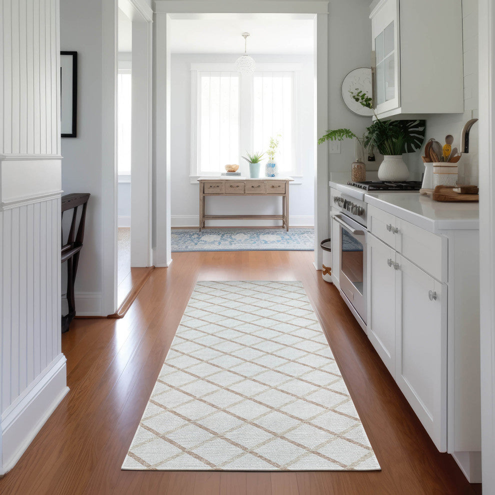 Indoor/Outdoor York YO1 Ivory Machine Washable 2'3" x 10' Rug