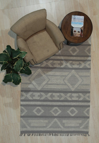 Handmade Polyester Gray Transitional Transitional Outdoor Durrie Rug, 5'x8'