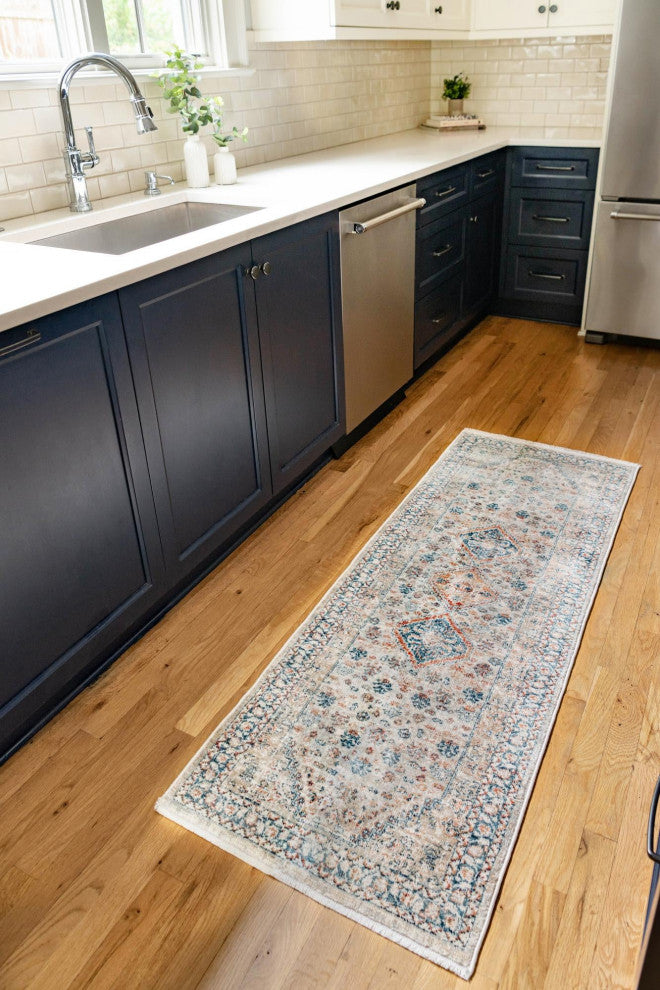 Unique Loom Newport Rosecliff Area Rug