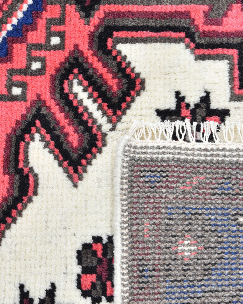 Gobi, Handmade Area Rug 5' 0" x 8' 0"