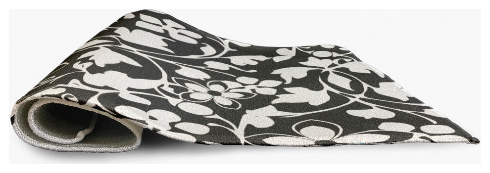 4' x 6' Evelyn Spring Chenille Indoor/Outdoor Rug