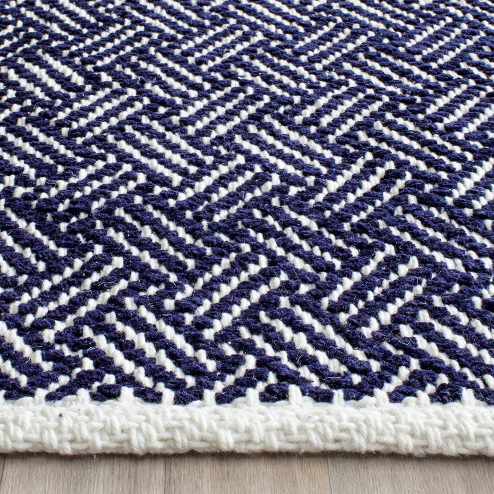 Safavieh Boston Bos680D Rug, Navy, 2'3" X 9'0"