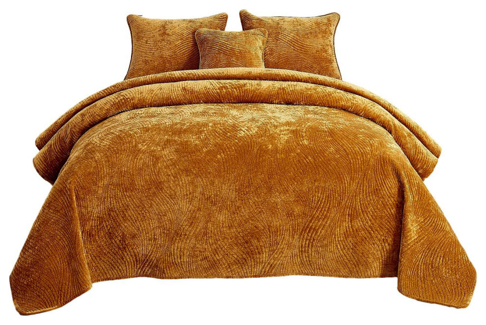Velvet Dreams Melted Gold Plush Ripple Waves Bedspread, Cal King