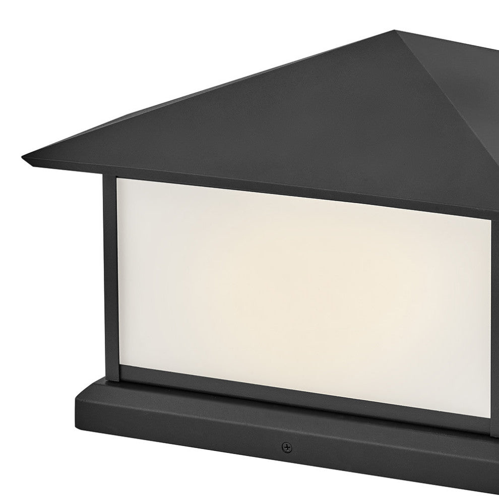 Hinkley Walter Large Pier Mount Lantern 12V, Textured Black