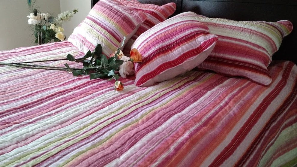 Sunrise Stripe Reversible Quilt Set, Red and Multicolor, Queen