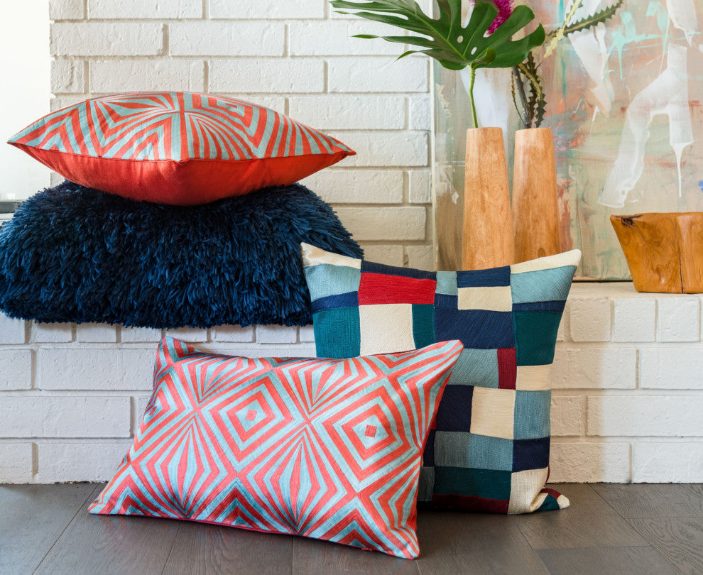 100% Polyester Double-Sided Ribbon Shag Decorative Throw Pillow by Loloi Navy