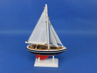Wooden American Sailer Model Sailboat Decoration, 9"
