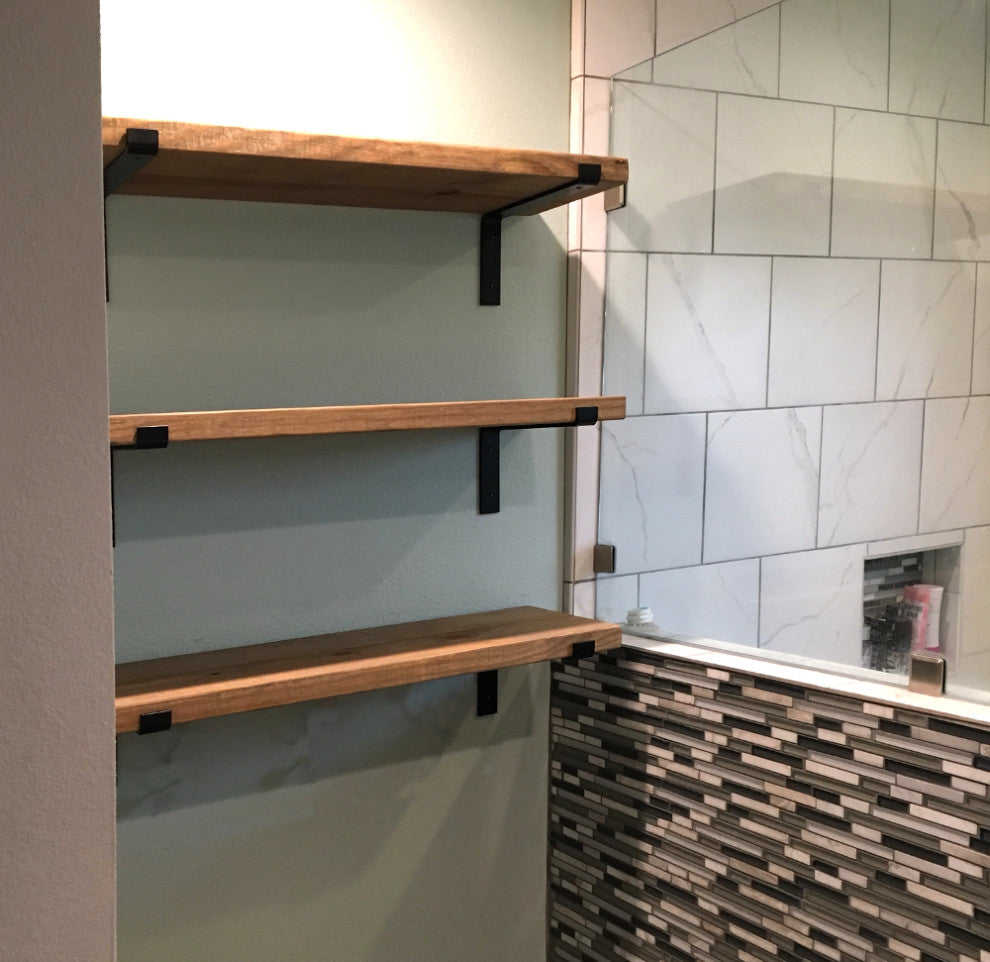 Yellowstone Rustic Farmhouse Floating Shelf With Metal L Brackets, 36"