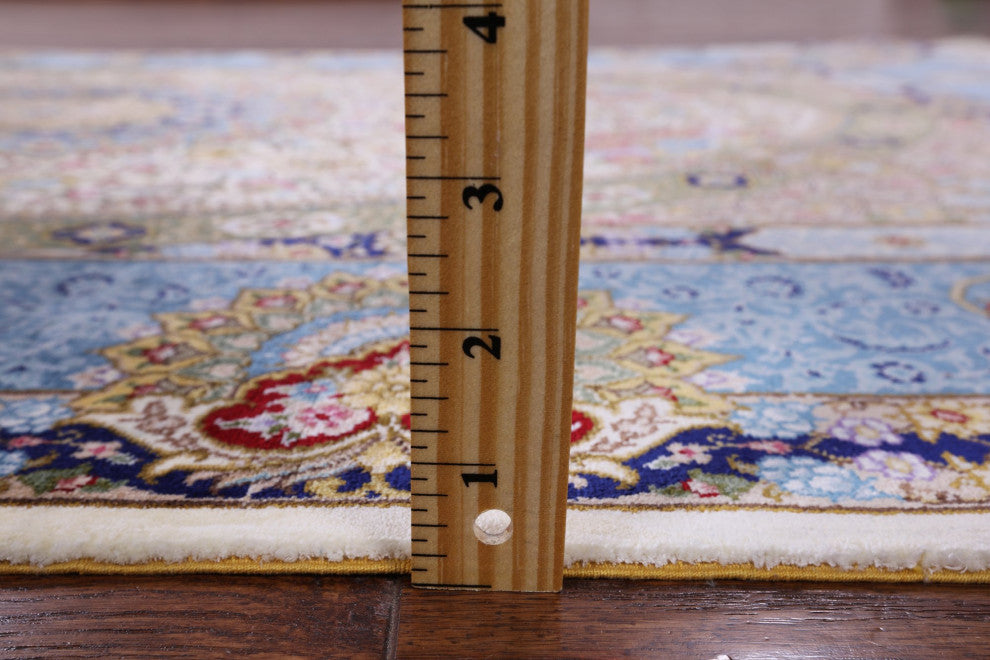 4' 0" X 6' 0'' Persian 100% Silk High End Hand Knotted Rug Q4823