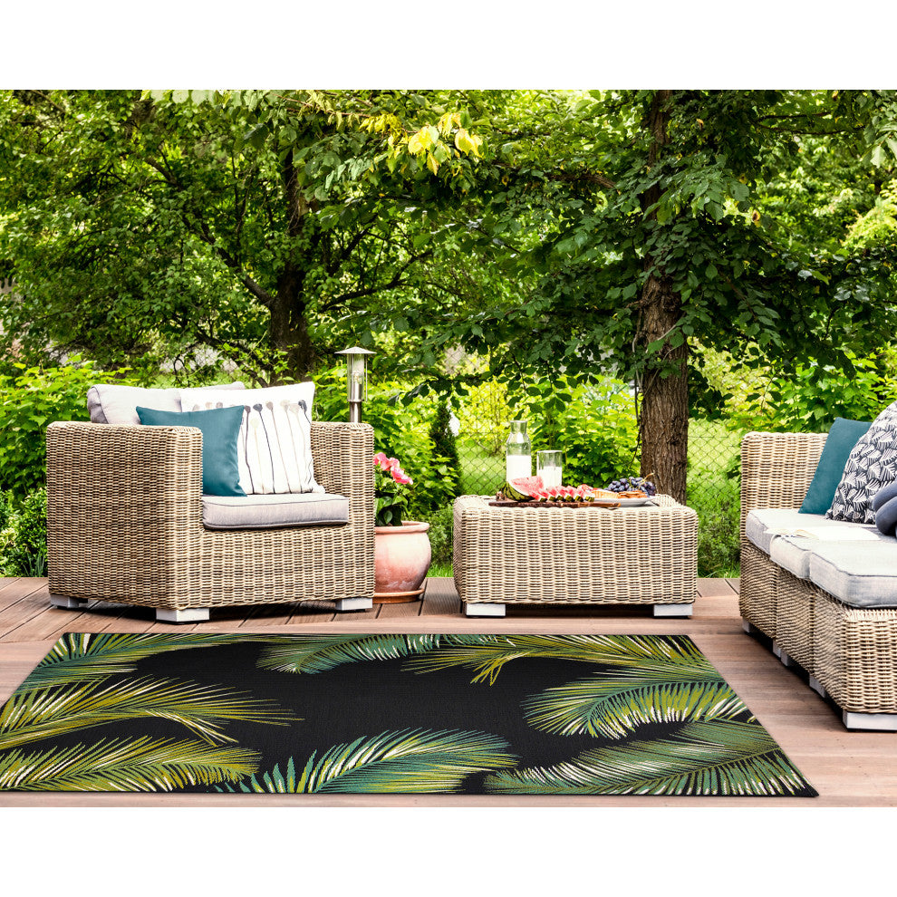Marina Palm Border Indoor/Outdoor Rug, Black, 7'10"x9'10"