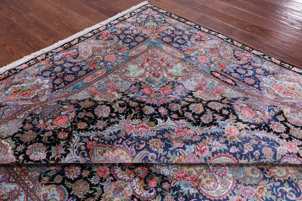 8' 0" X 10' 0'' Hand Knotted High End Persian 100% Silk Rug Q4779