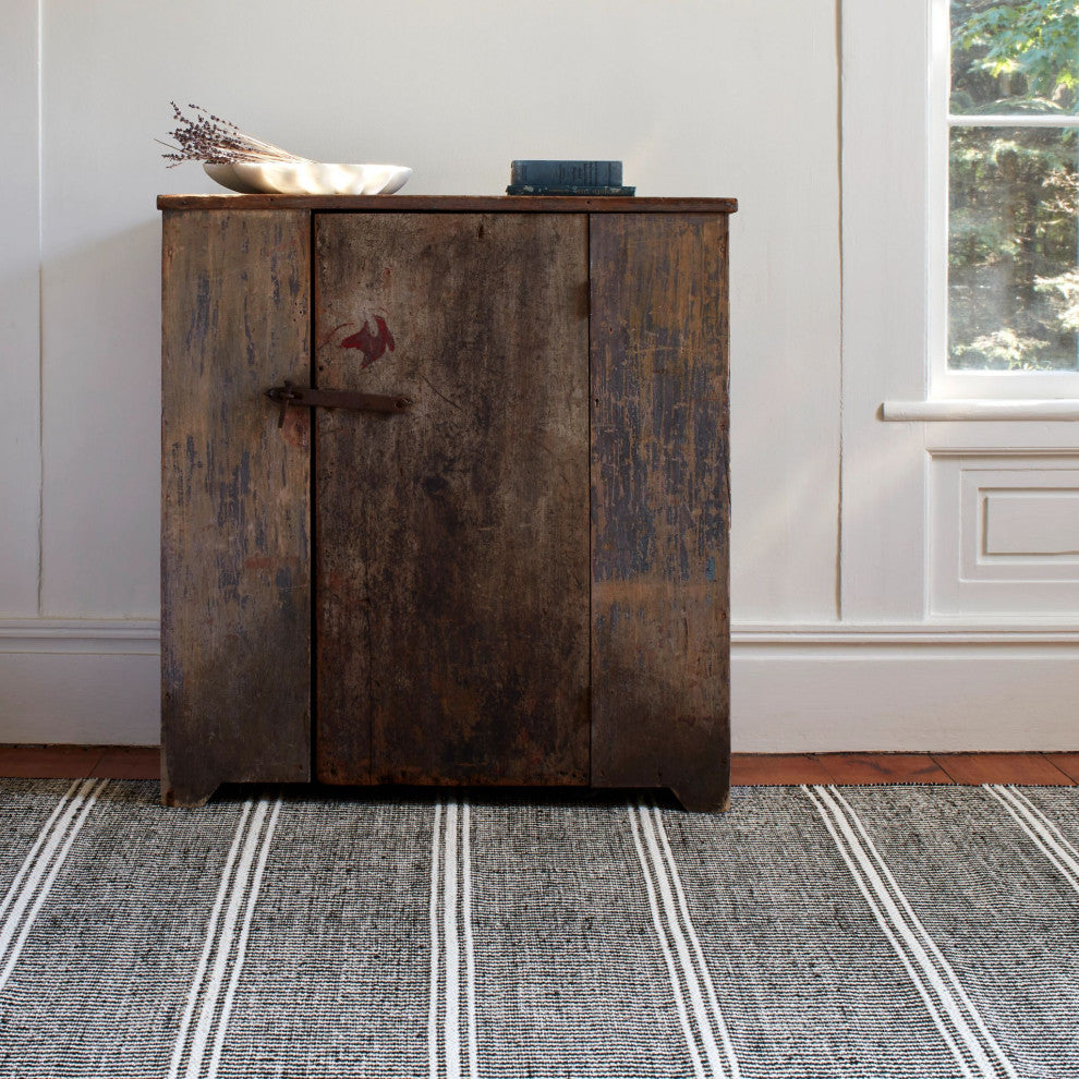 Dash & Albert Malta Black/Ivory Handwoven Wool Rug, Black, 8' x 10'