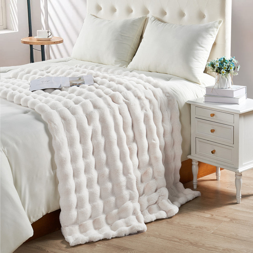 Textured Bubble Faux Fur Throw Blanket, White, 50''x60''
