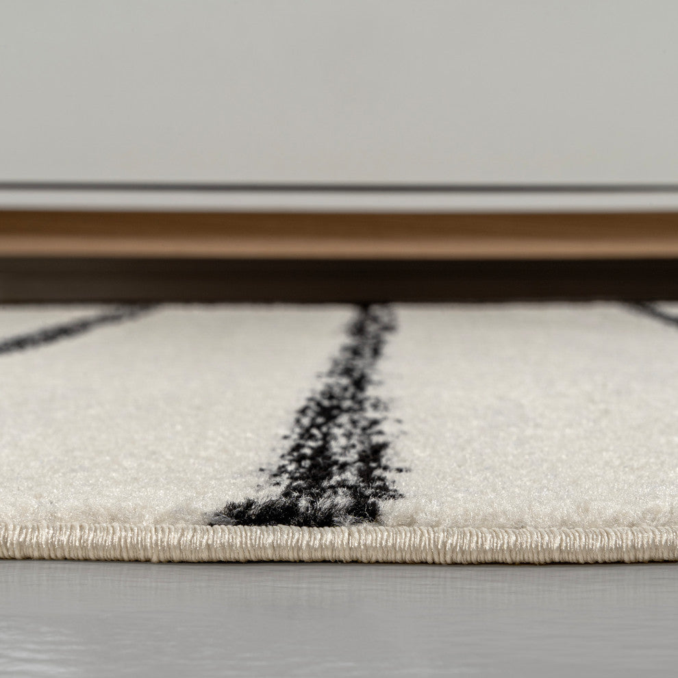 Williamsburg Minimalist Stripe Rug, Cream/Black, 5 Ft. X 8 Ft.