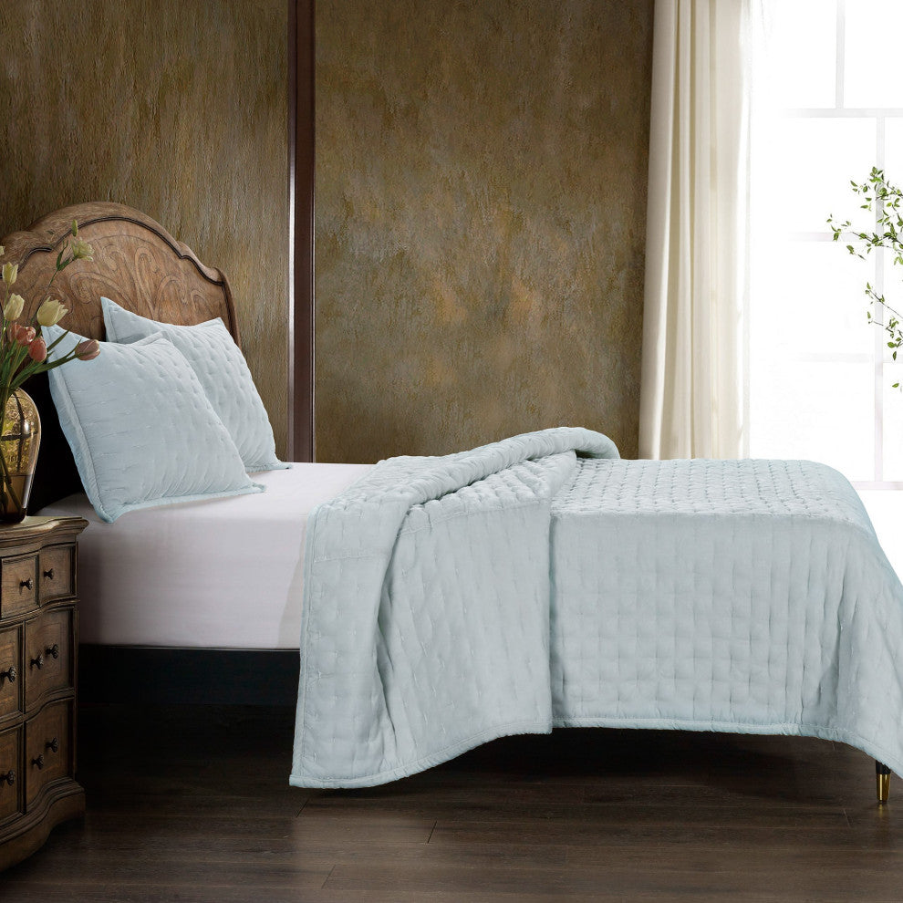 3-Piece HiEnd Accents Stella Faux Silk Velvet Quilt Set, Icy Blue, Queen