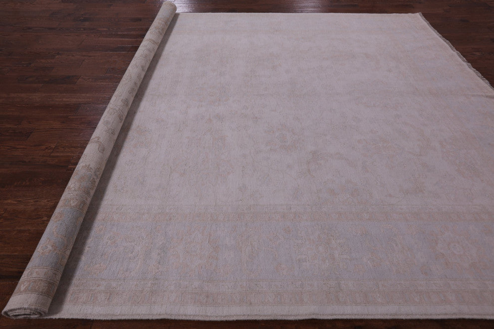 10' 0" X 13' 8" Peshawar White Wash Handmade Rug Q9533