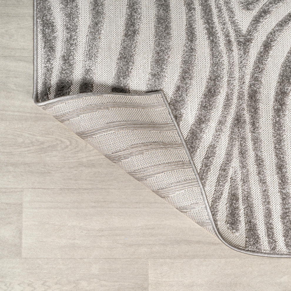 High-Low Groovy Striped Gray/Ivory 4 ft x 6 ft Indoor/Outdoor Area Rug