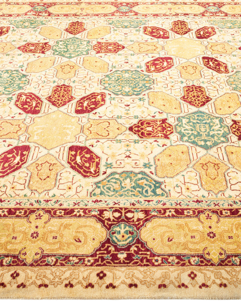 Avery, One-of-a-Kind Hand-Knotted Area Rug Ivory, 6'1"x9'4"