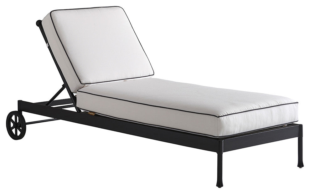 Chaise Lounge