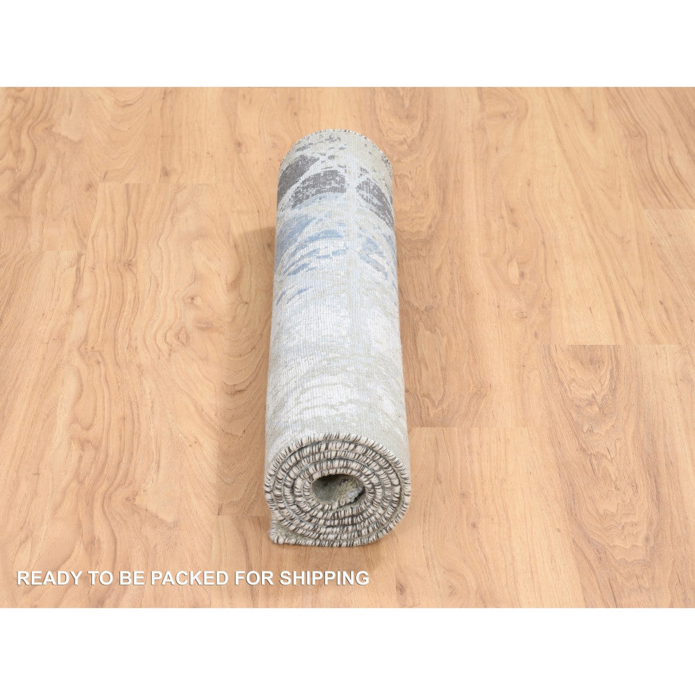 Gray and Blue, Wool and Silk Hand Knotted, THE HONEYCOMB Rug, 2'8"x5'10"