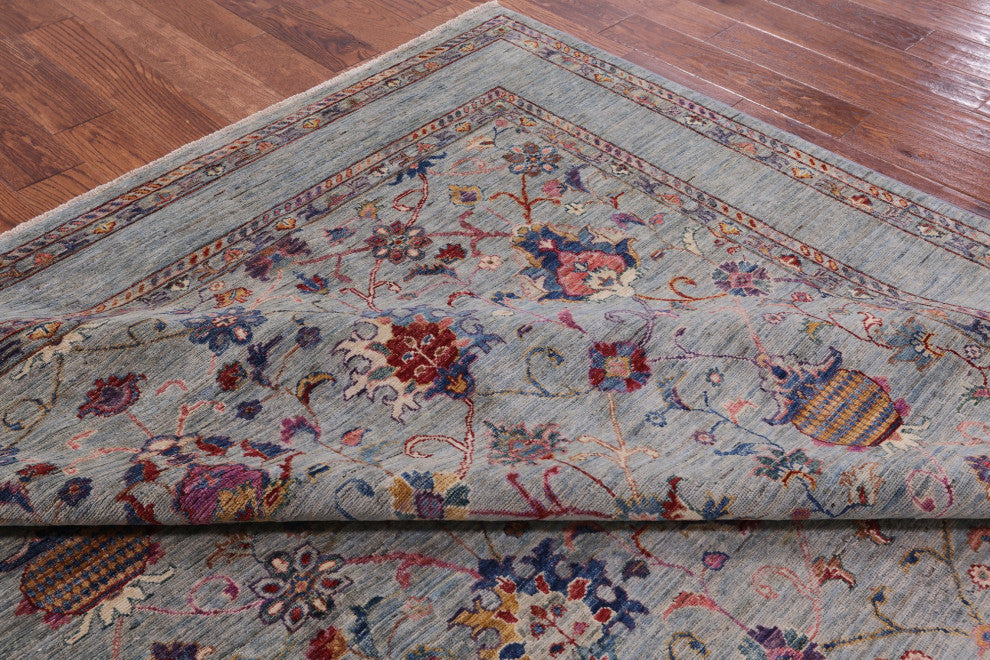 7' 10" X 9' 9" Hand-Knotted Persian Tabriz Rug Q5774
