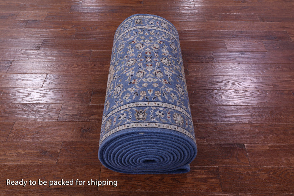 2' 7" X 29' 9" Runner Persian Nain Handmade Wool & Silk Rug - Q14885