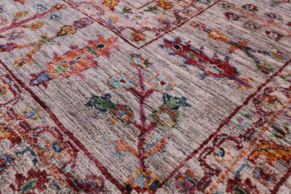 5' 9" X 7' 10" Hand-Knotted Persian Tabriz Rug Q7612