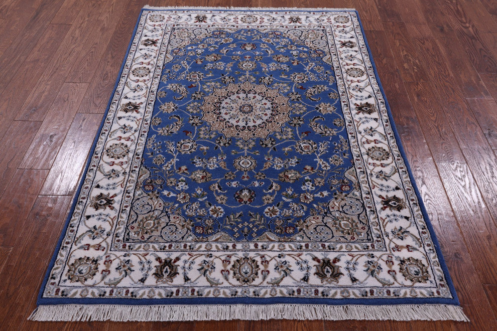 Persian Nain Wool and Silk Handmade Rug 4' 3" X 6' 1" Q11649