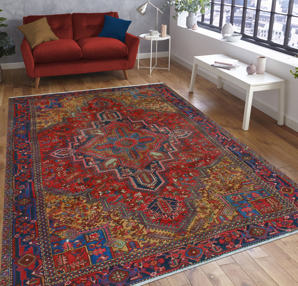 Fine Vintage Heriz Masamba Red/Navy Rug, 7'5 x 9'11