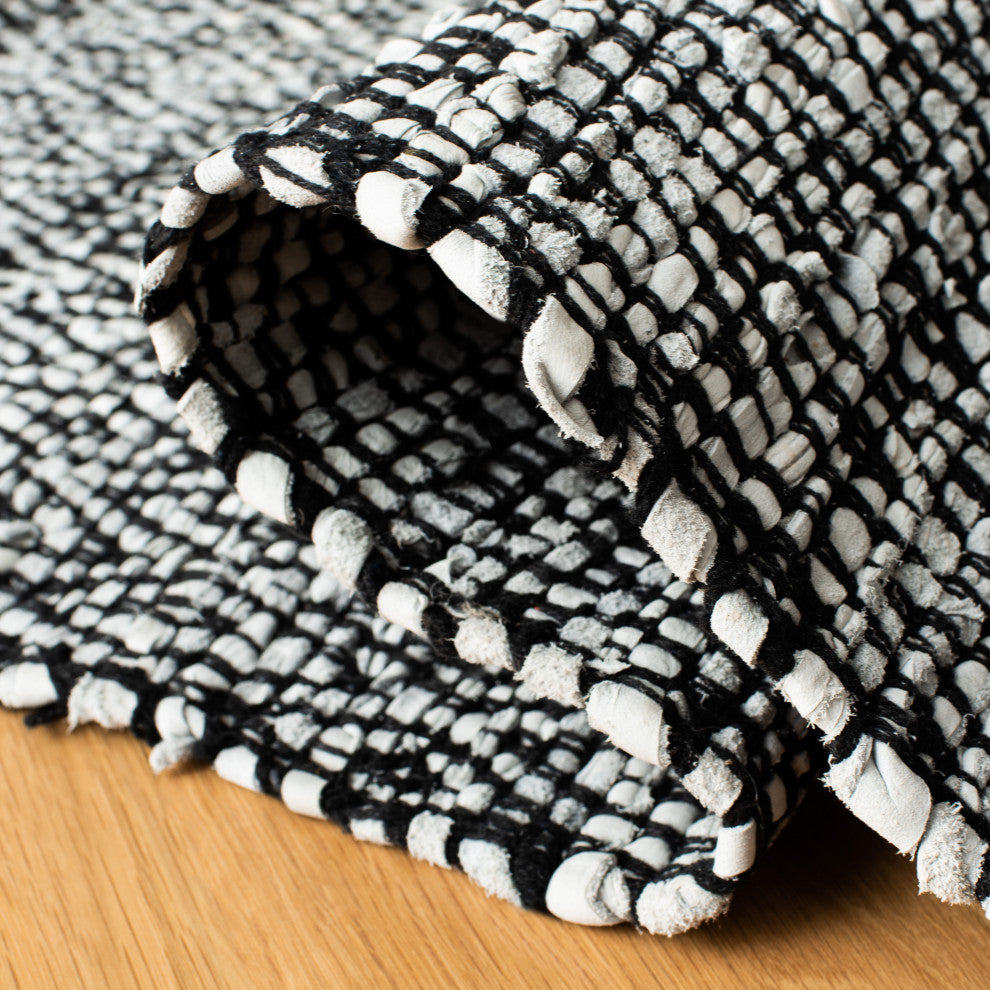 Safavieh Vintage Leather Collection, VTL388 Rug, Light Grey/Black, 8'x10'