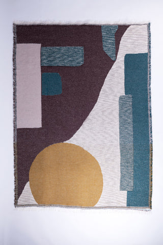 Thomas, Peacock, Throw