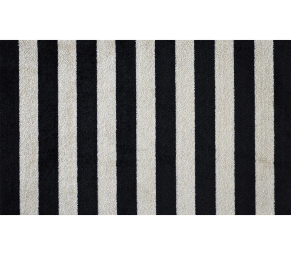 2' x 4' Black and Tan Wide Stripe Washable Floor Mat