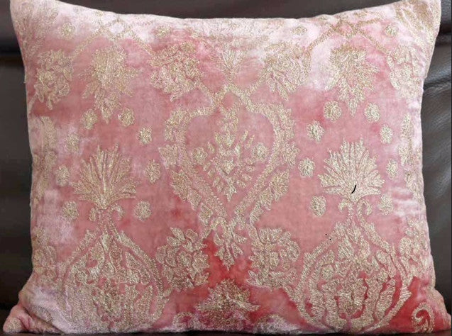 Tara Shaded Throw Pillow Case