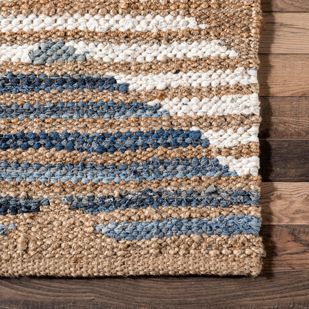 Nuloom Hand Braided Denim and Jute Striped Diamonds Area Rug, Off White 4'x6'