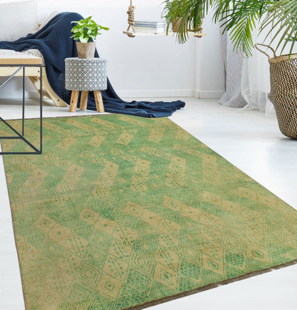 Balochi Barre Light Green/Ivory Rug, 4'9x6'5