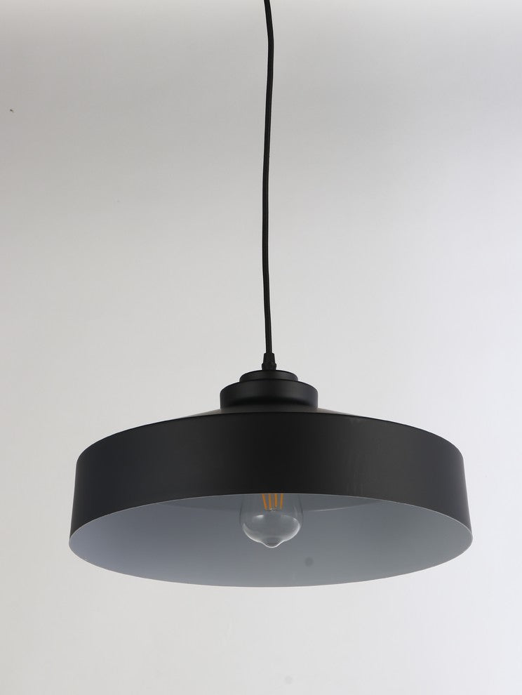 Beaut 1 Light Pendant, Black, 16"x16"