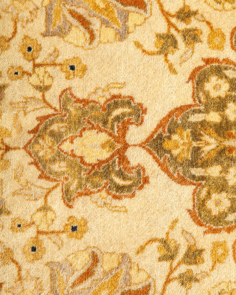 Ivy, One-of-a-Kind Hand-Knotted Area Rug Ivory, 6'3"x8'10"