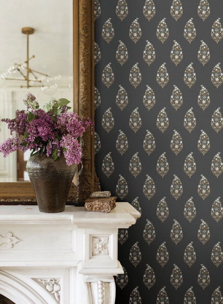 Paisley Black Wallpaper